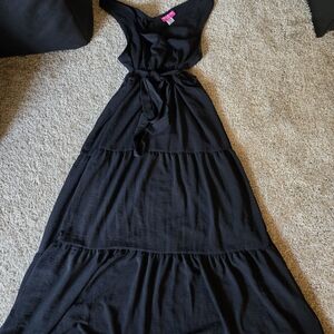 Chic Black Tiered Maxi Dress